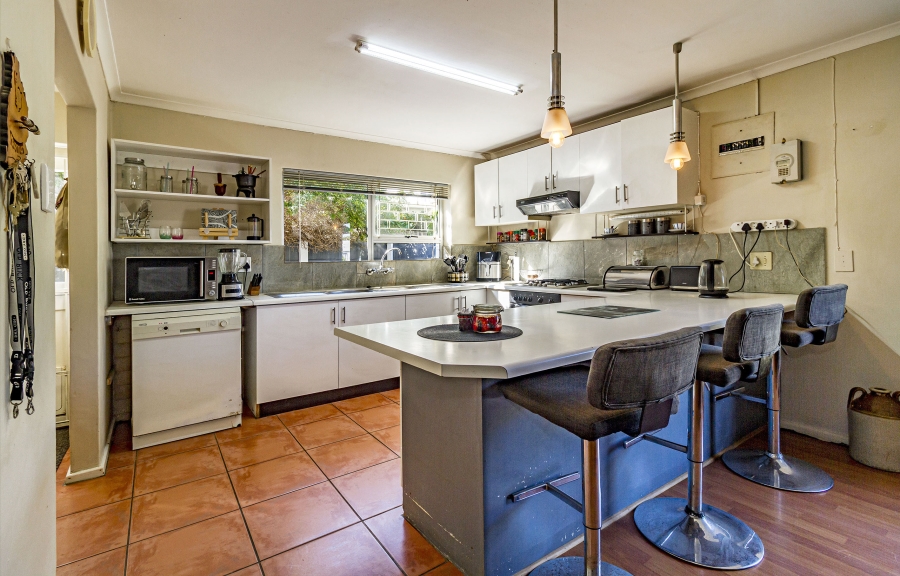 3 Bedroom Property for Sale in Bay Park Western Cape